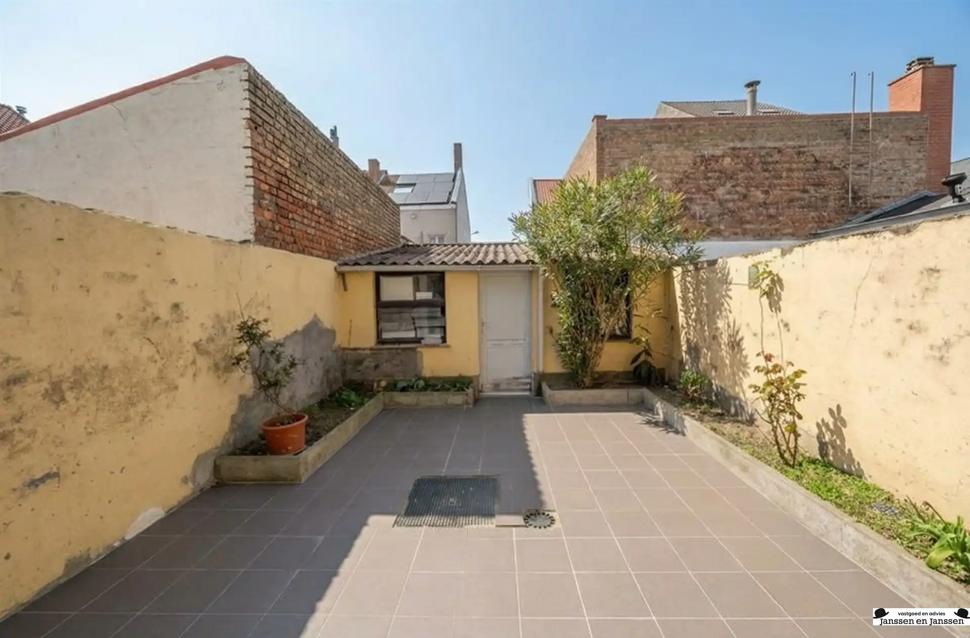 Woning met 4 ruime slaapkamers en tuin op topligging  foto 24