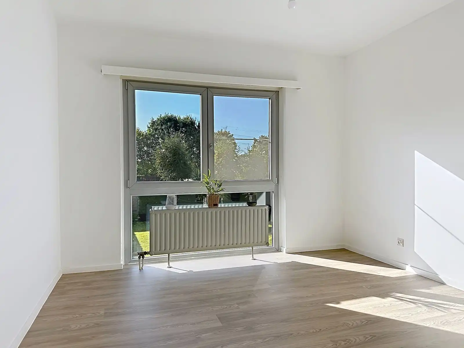 Instapklaar appartement met EPC-label A, rustig gelegen en op een steenworp van het centrum! foto 18