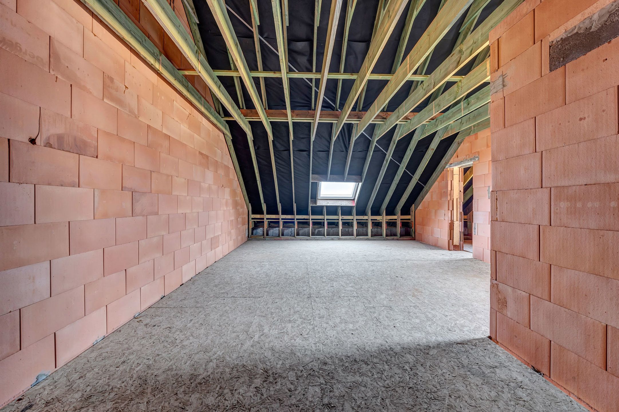 Halfopen bebouwing met drie slaapkamers en garage foto 22