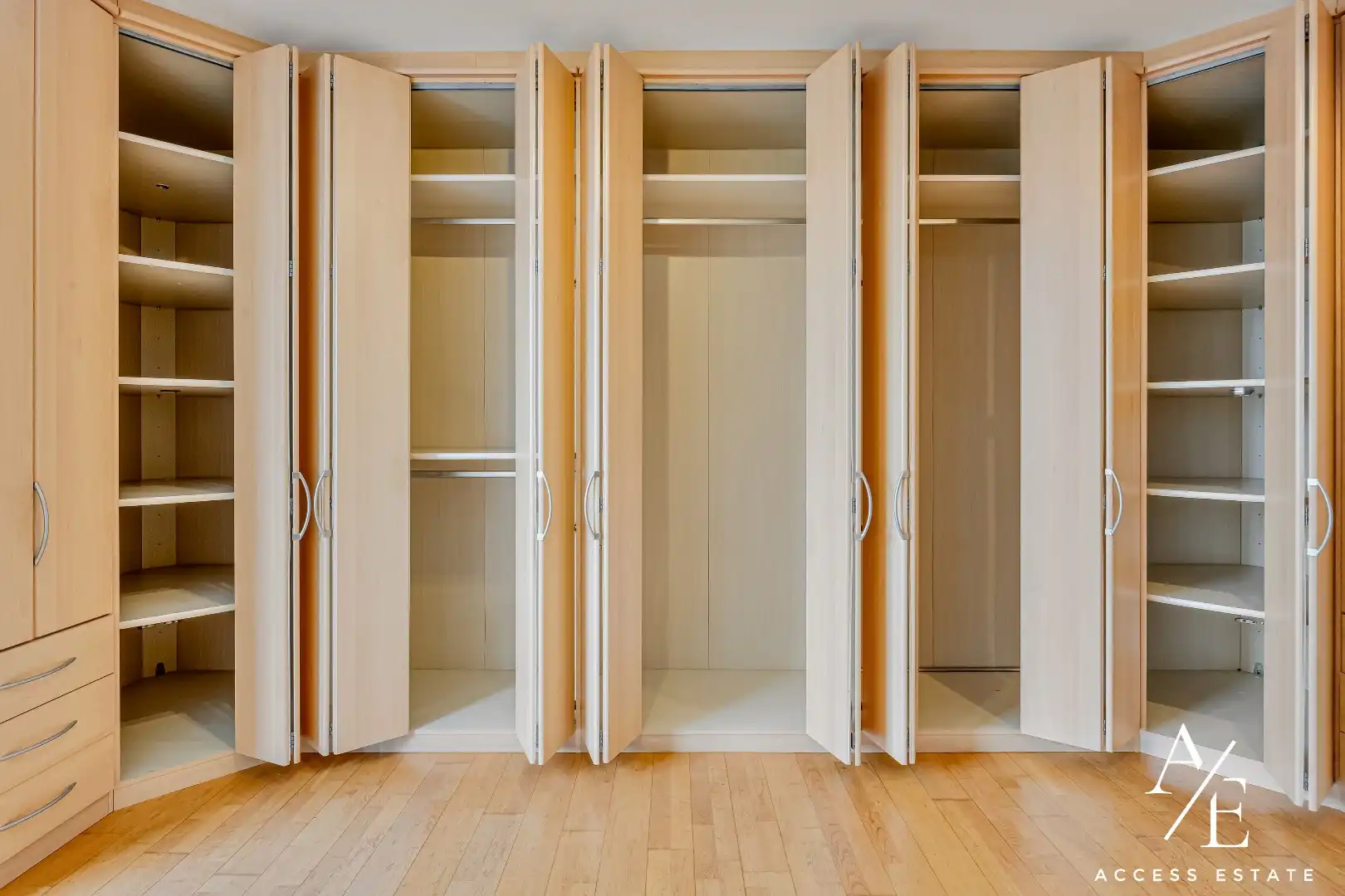 RUIM APPARTEMENT (107m²) MET 2 SLAAPKAMERS EN 2 TERRASSEN foto 14
