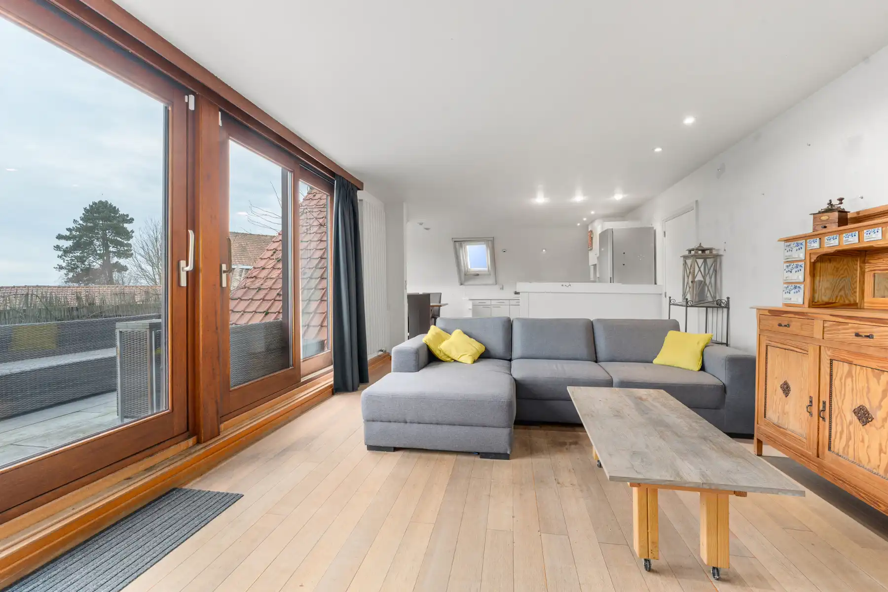 Karaktervol handelspand met woonst in Wulpen foto 12