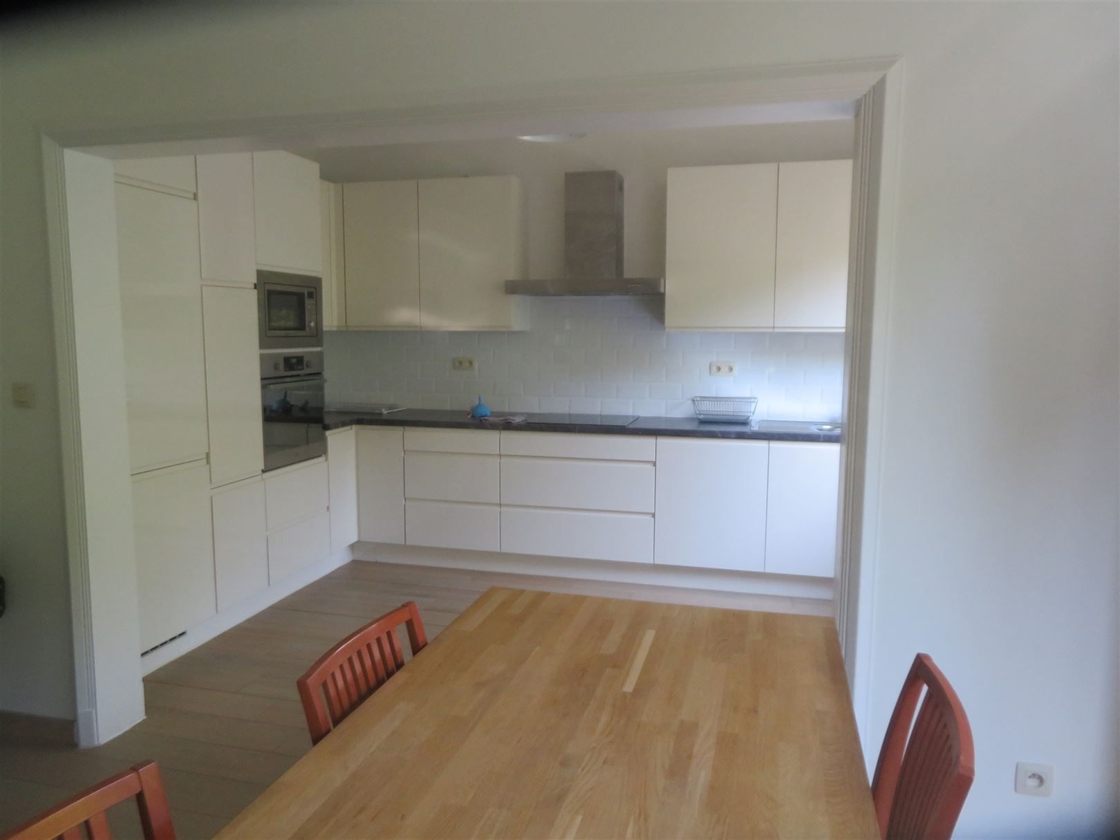 Gemeubeld 2 slaapkamerappartement vlakbij Antwerpen centrum foto 6