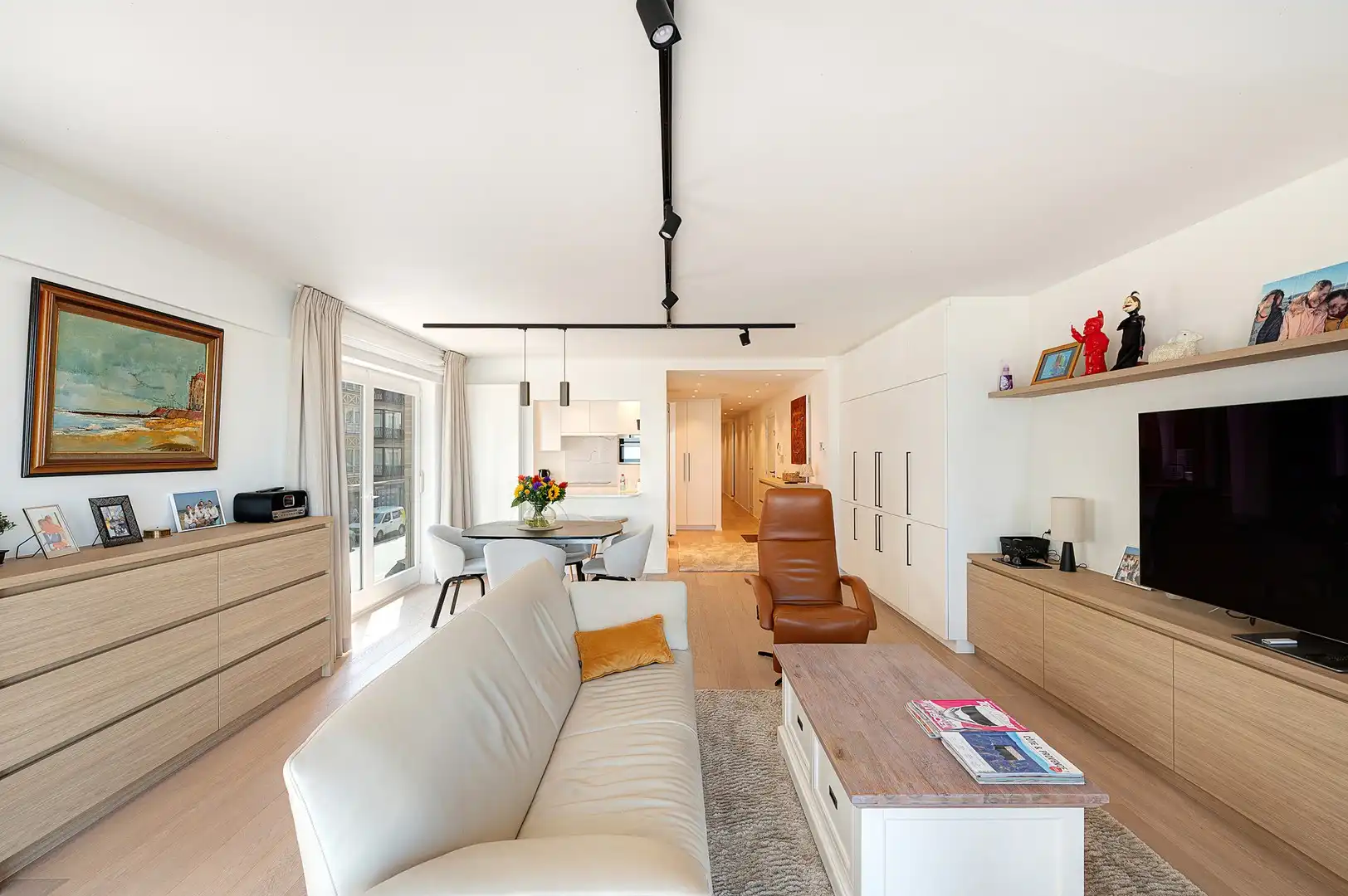 Prachtig gerenoveerd hoekappartement aan het Rubensplein. foto 9
