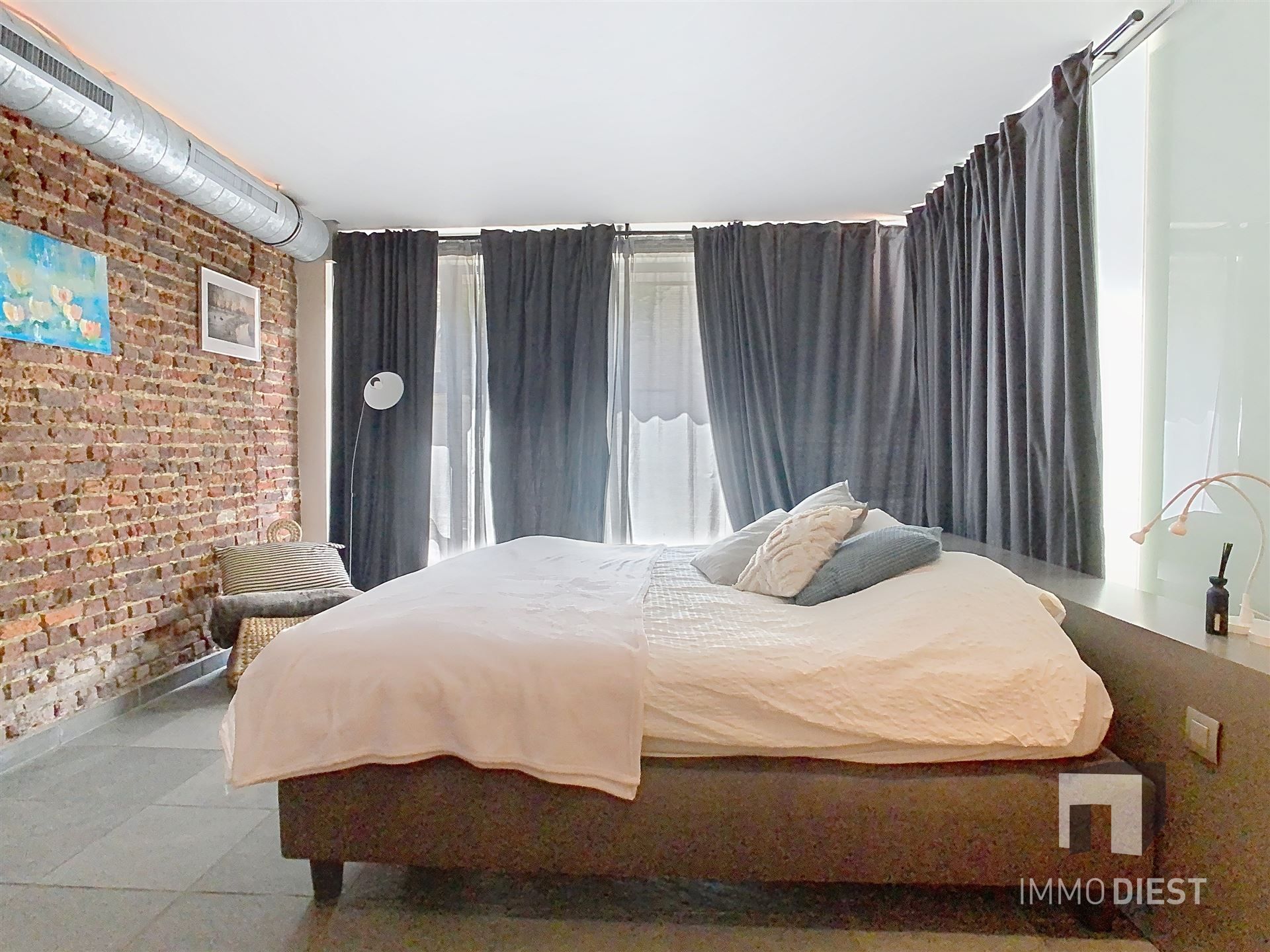 Hippe splitlevel met 3 slaapkamers in hartje Zichem. foto 26