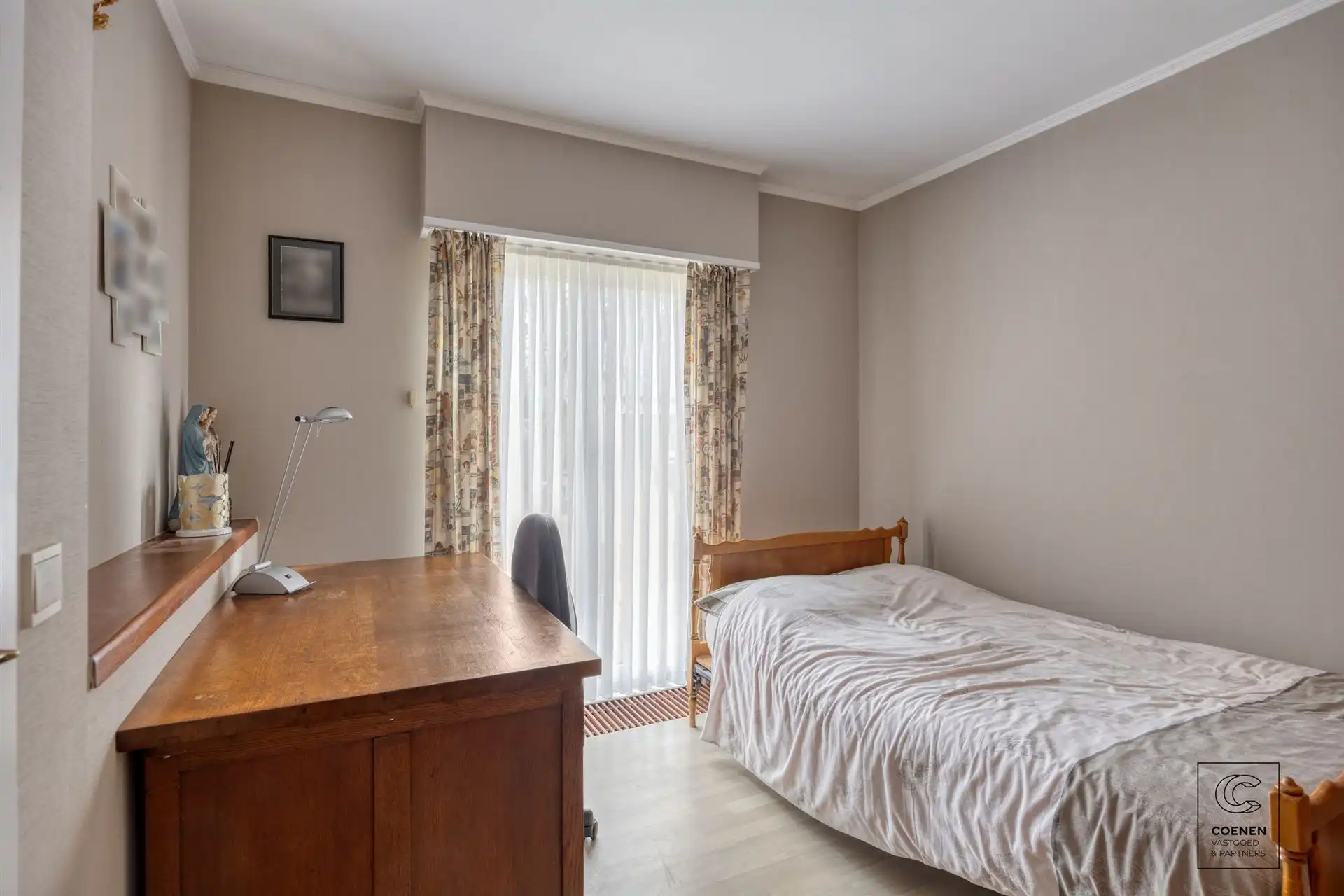 Charmante gezinswoning van 196 m², 3 slpks en 3 garages! foto 17