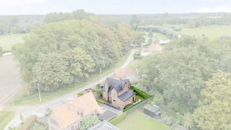 Opgeknapte karaktervolle instapklare woning OB - topligging! foto 23