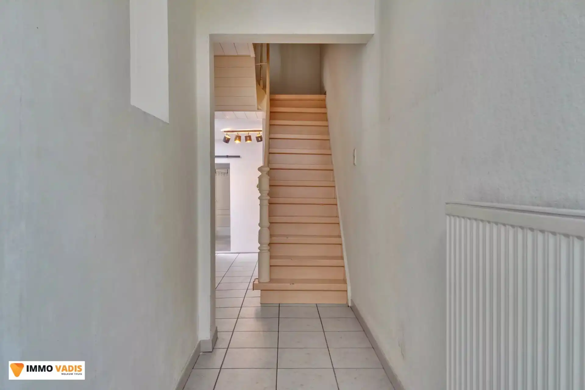 Goed gelegen, gerenoveerde en instapklare woning foto 10