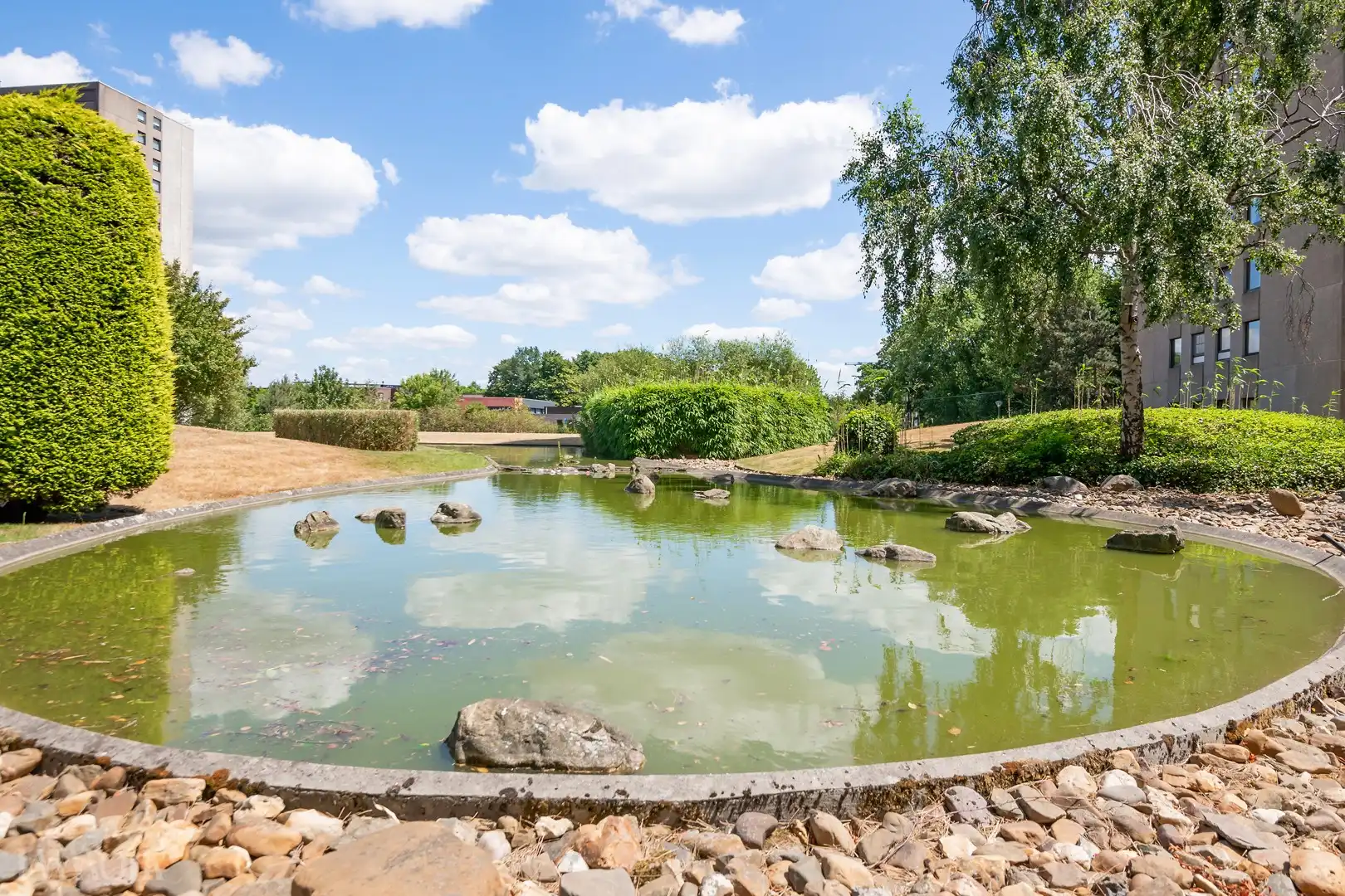Licht & ruim appartement op centrale ligging in Deurne foto 25