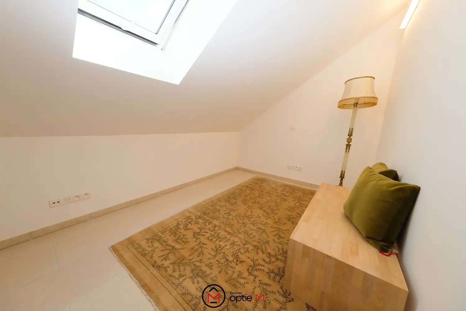 VOLLEDIG GEMEUBELDE WONING IN GROENE OASE foto 13