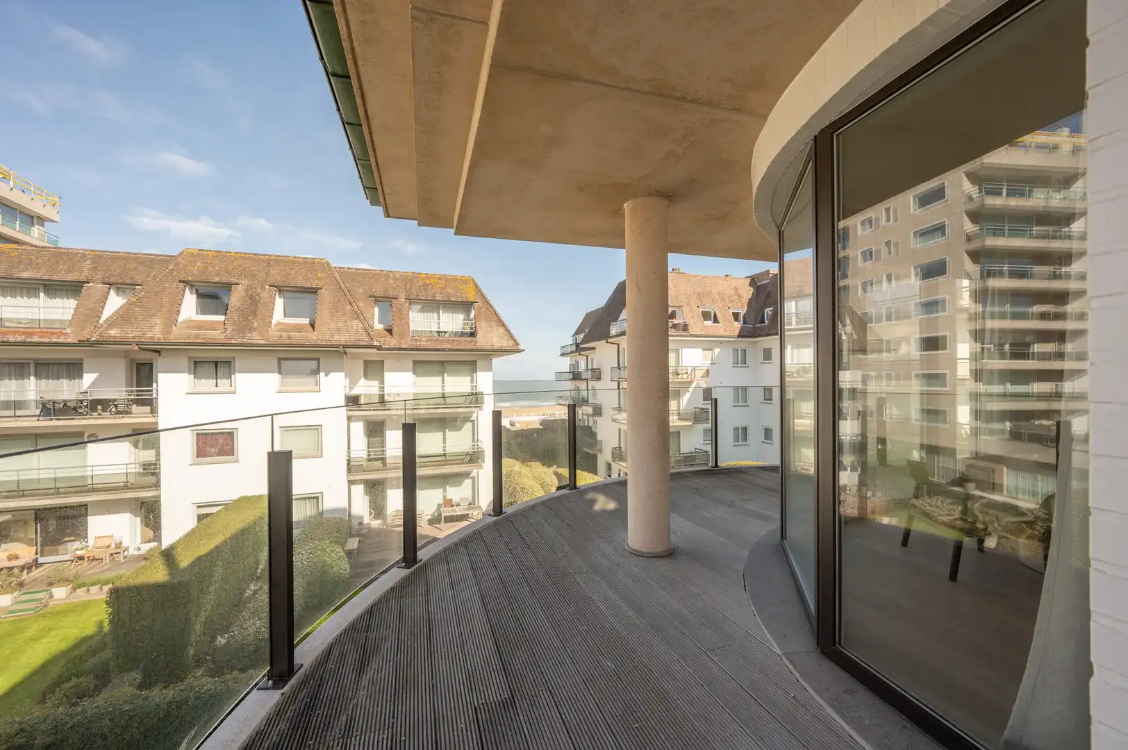 Instapklaar appartement met frontaal zeezicht in het Zoute. foto 20