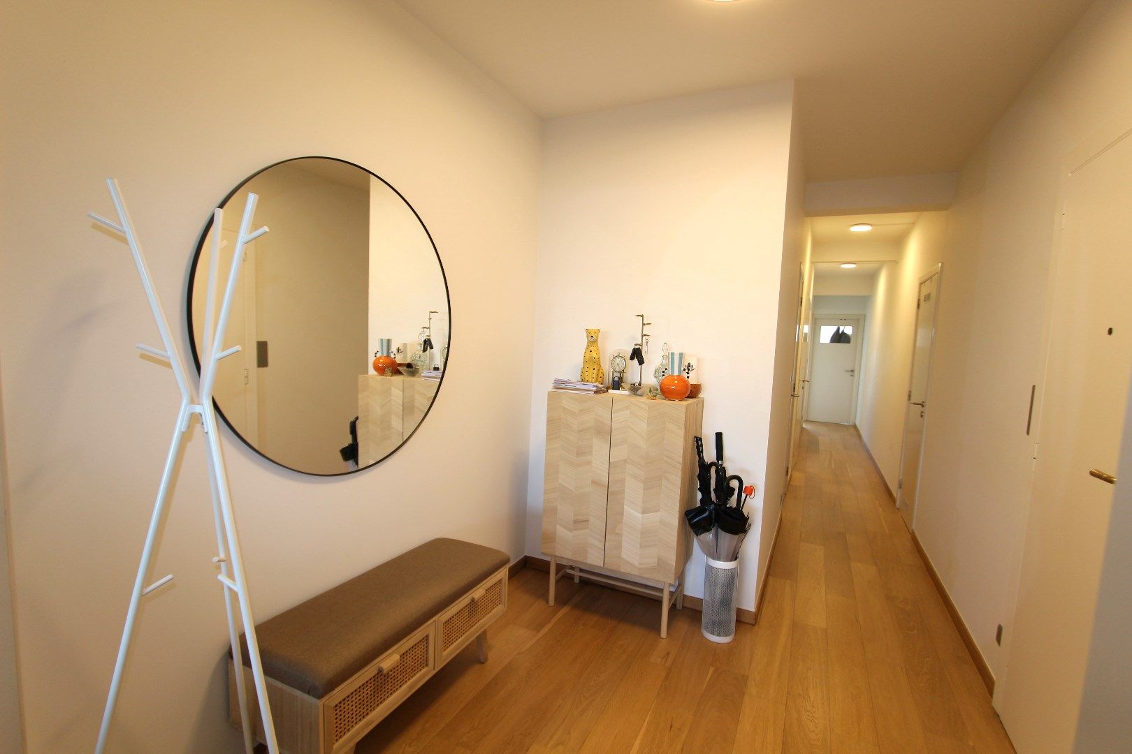 RUIM APPARTEMENT MET 3 SLAAPKAMERS foto 9