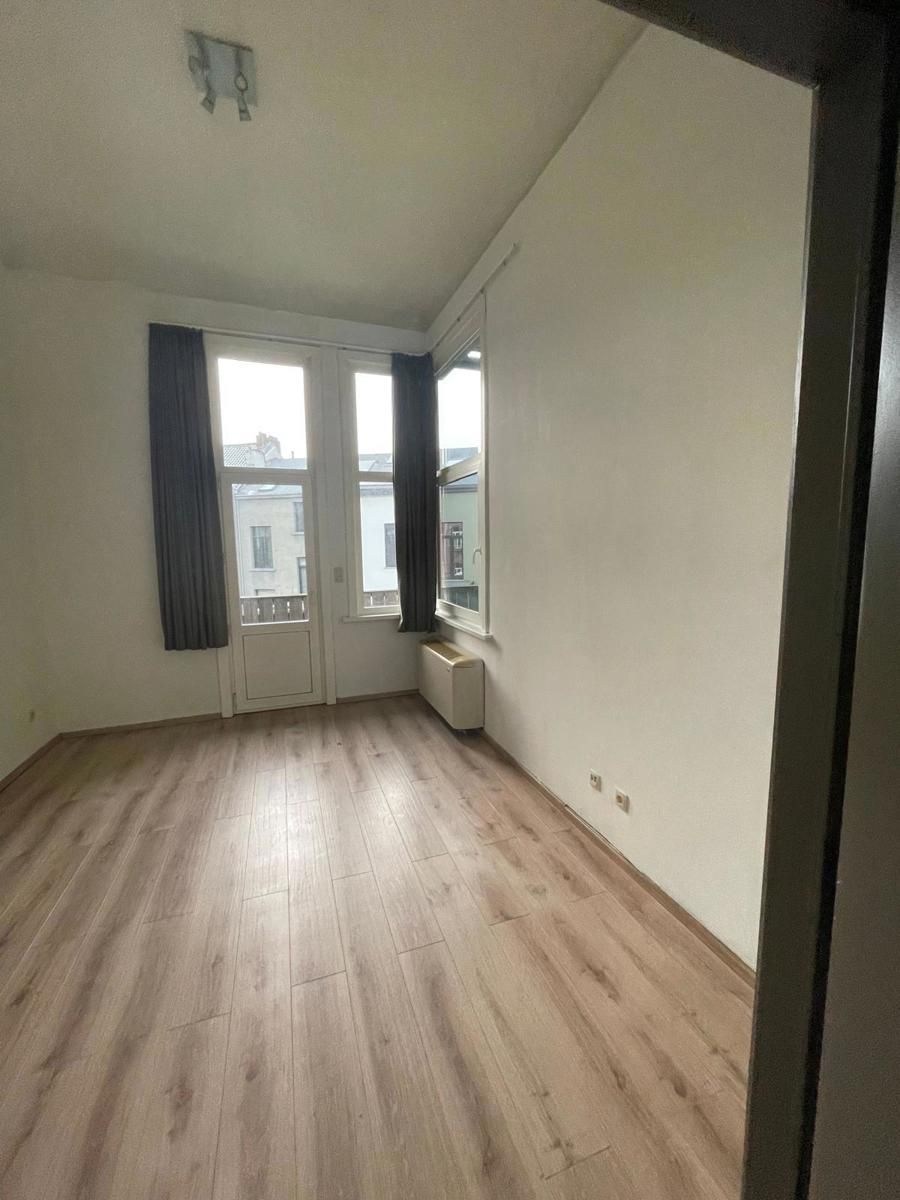 Stijlvol appartement met terras in hartje Antwerpen foto 6