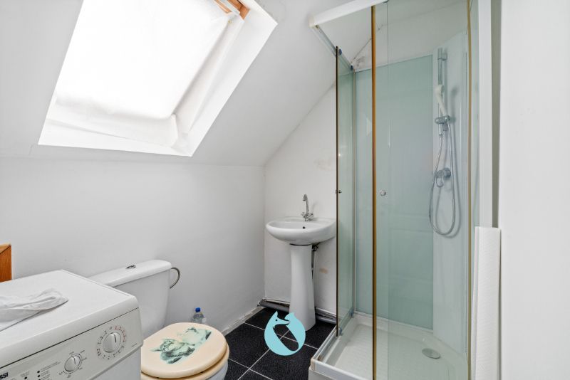 Statig gebouw bestaande uit verschillende units nabij centrum Gent foto 38