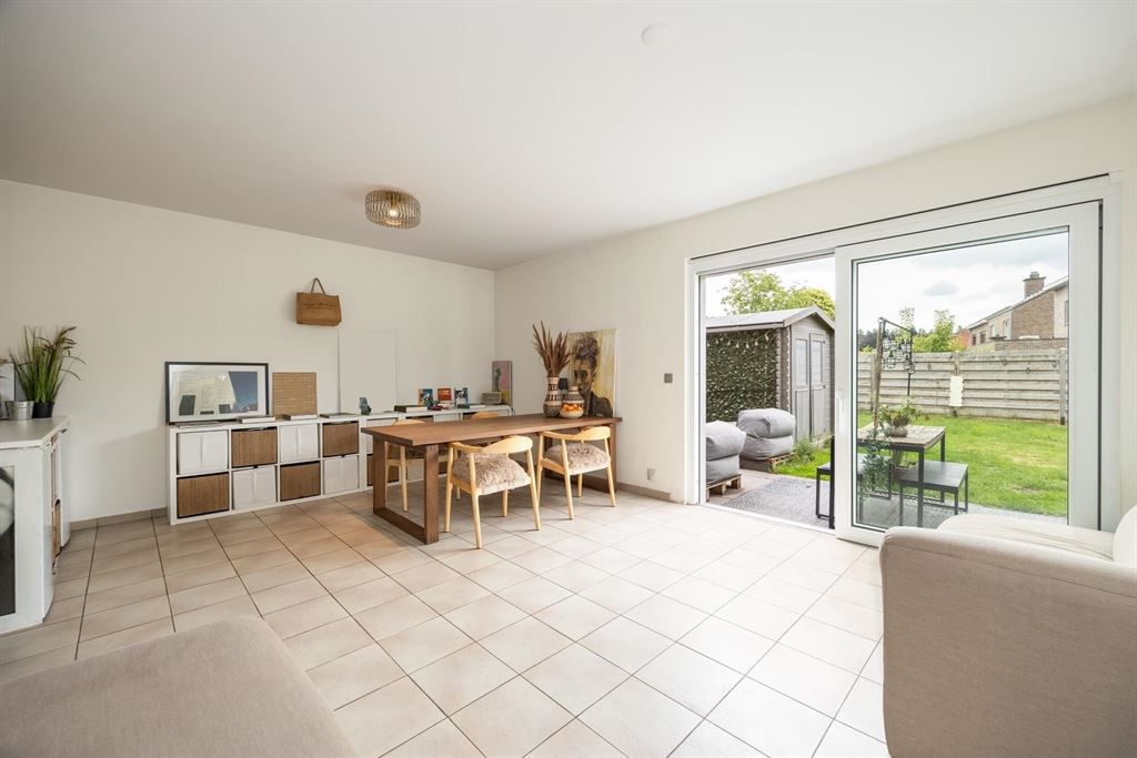 Gelijkvloers appartement met grote tuin foto 6
