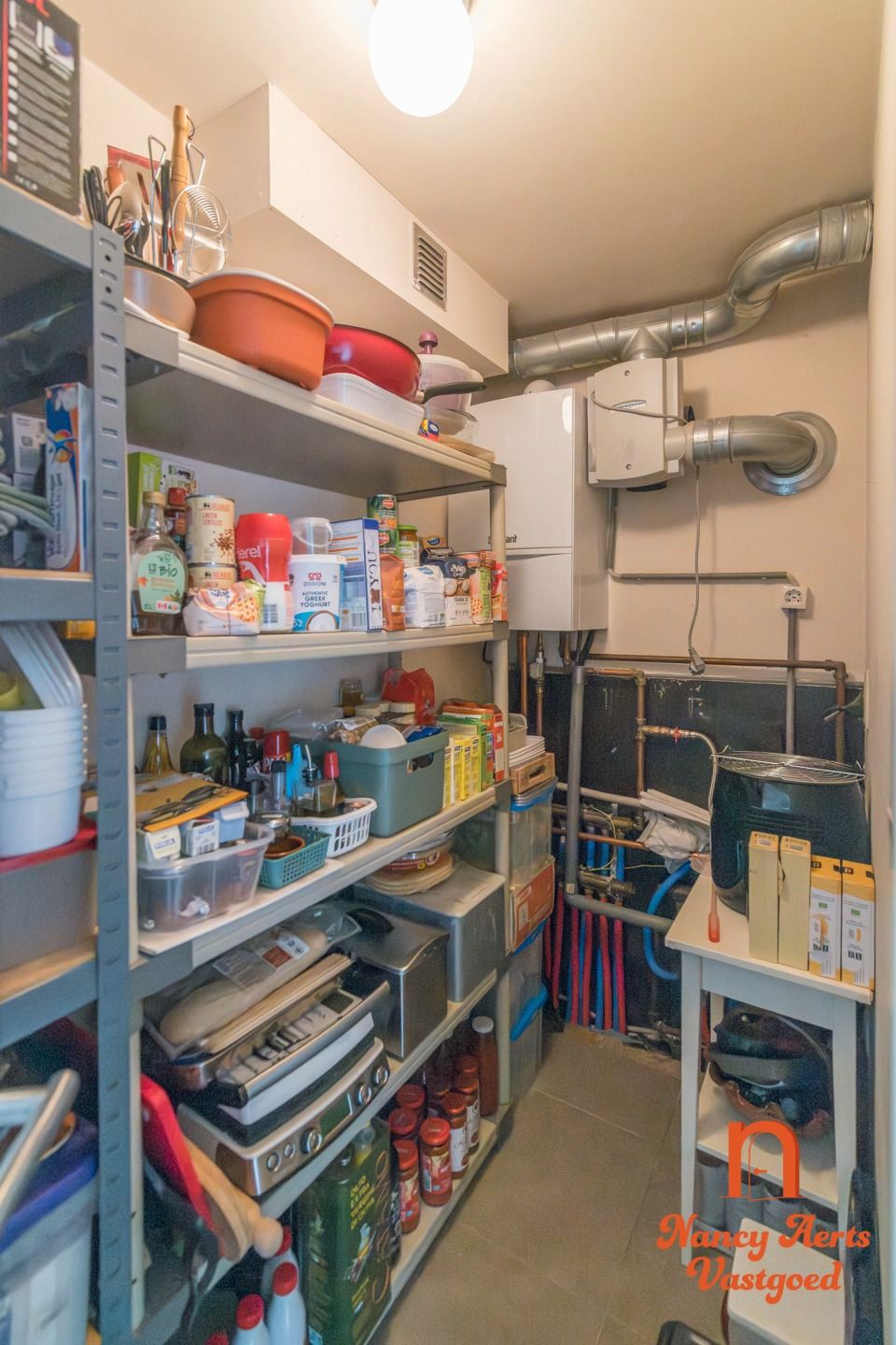 Lichtrijk duplexappartement met ruim terras en eigen ingang foto 37