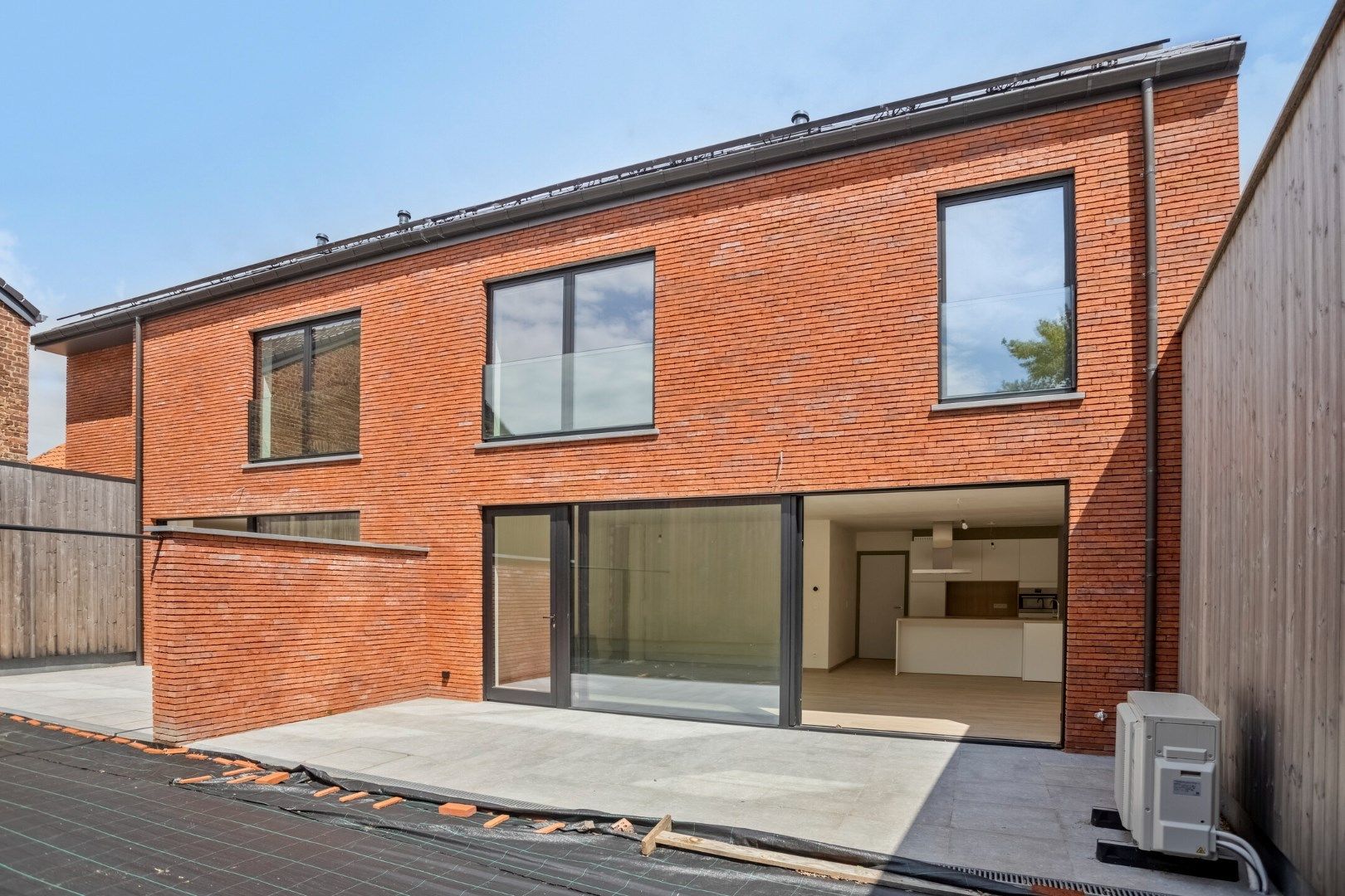 Moderne, energiezuinige nieuwbouwwoning te Tongeren - voordeeltarief btw 6%!  foto 2