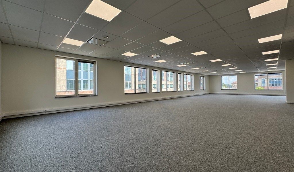 Kantoorruimte te huur vlakbij afrit E19 in Mechelen foto 8