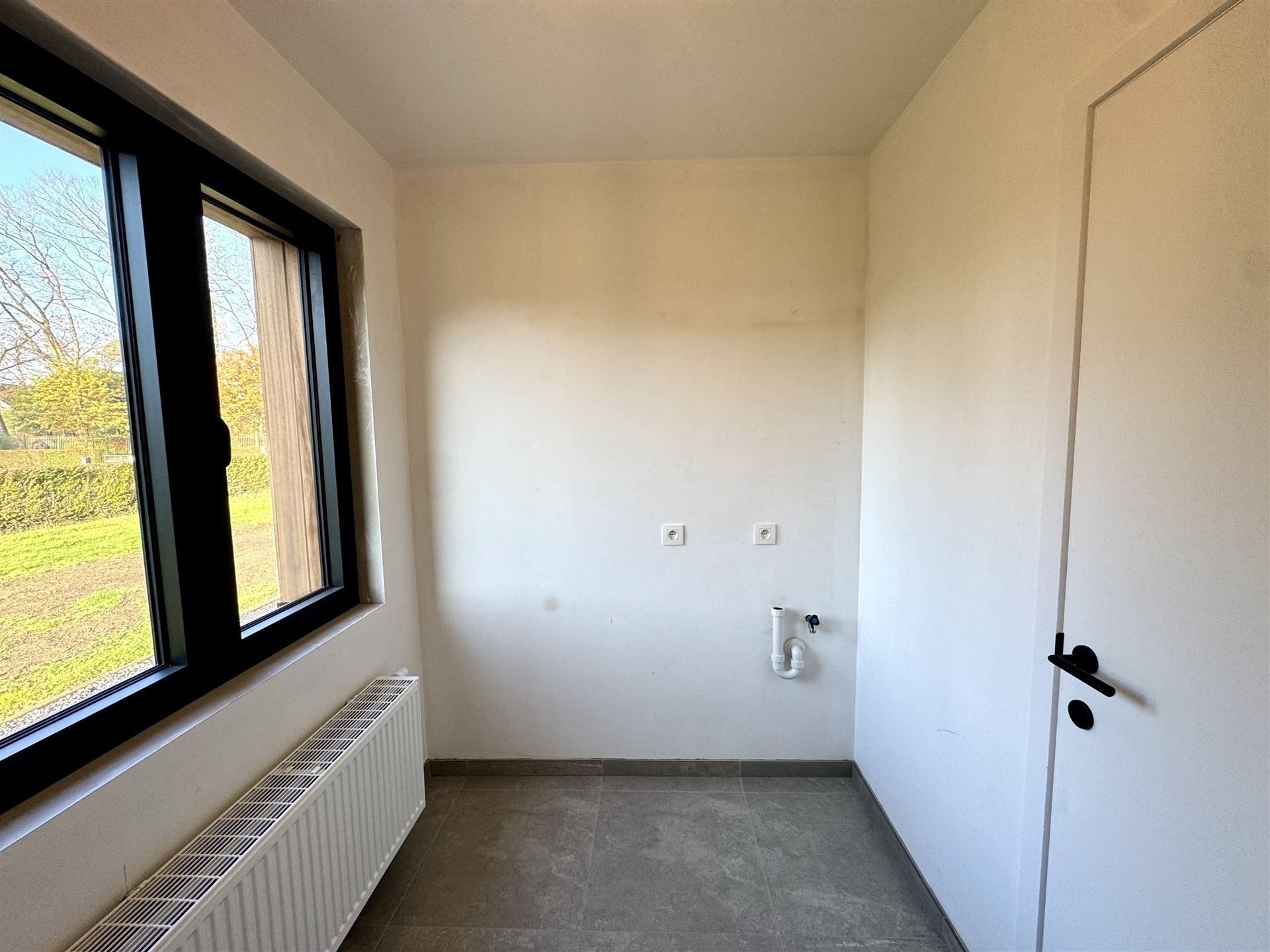 Gerenoveerde mijnwerkerswoning Louis Mercierlaan 15, Maasmechelen foto 13