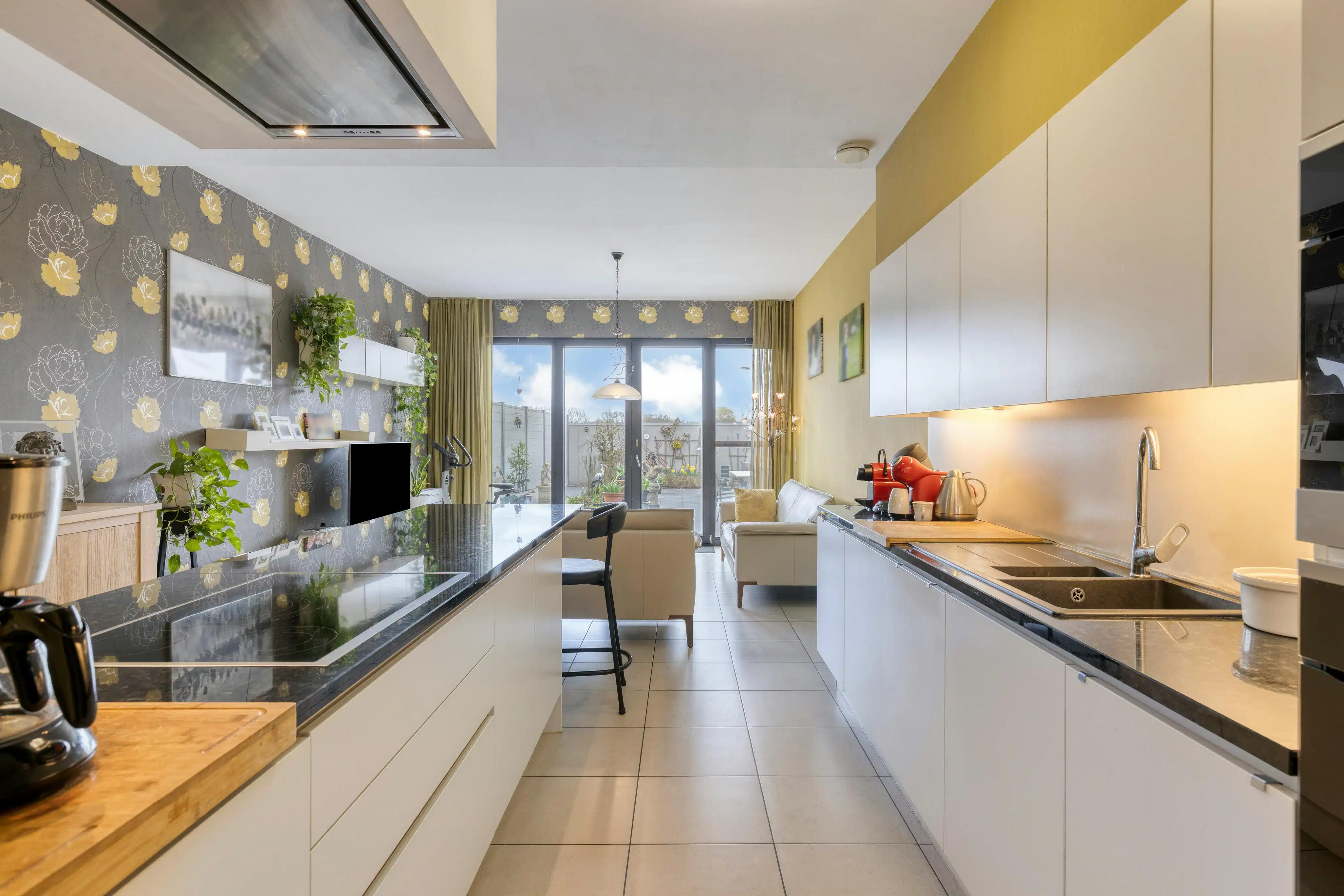 Appartement met ruim terras te koop in Zedelgem foto 7