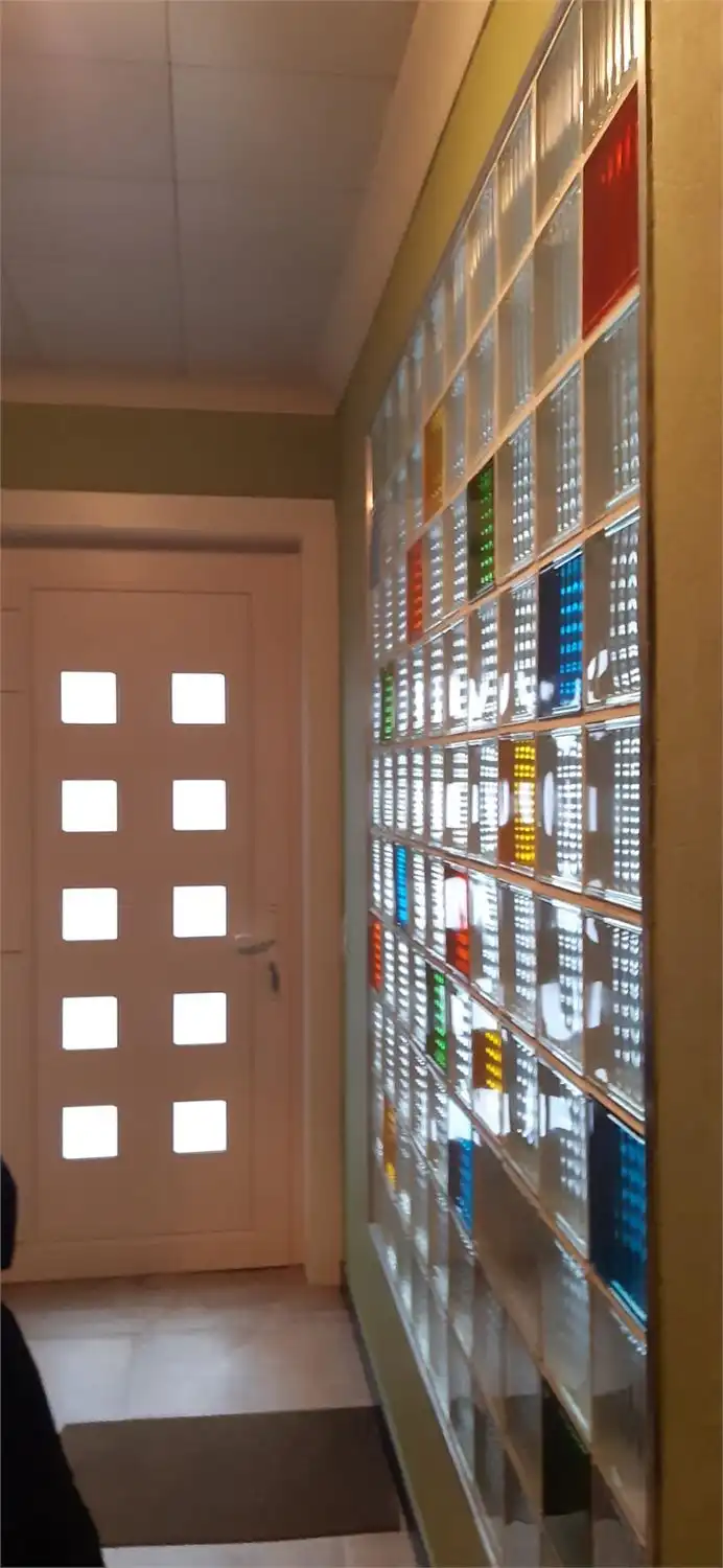 Ruime, praktische woning met tuin foto 5