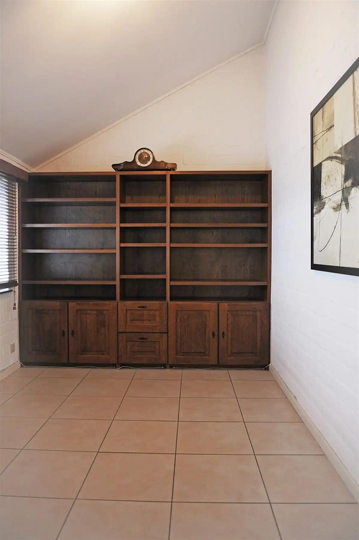 Op te frissen villa op toplocatie foto 3