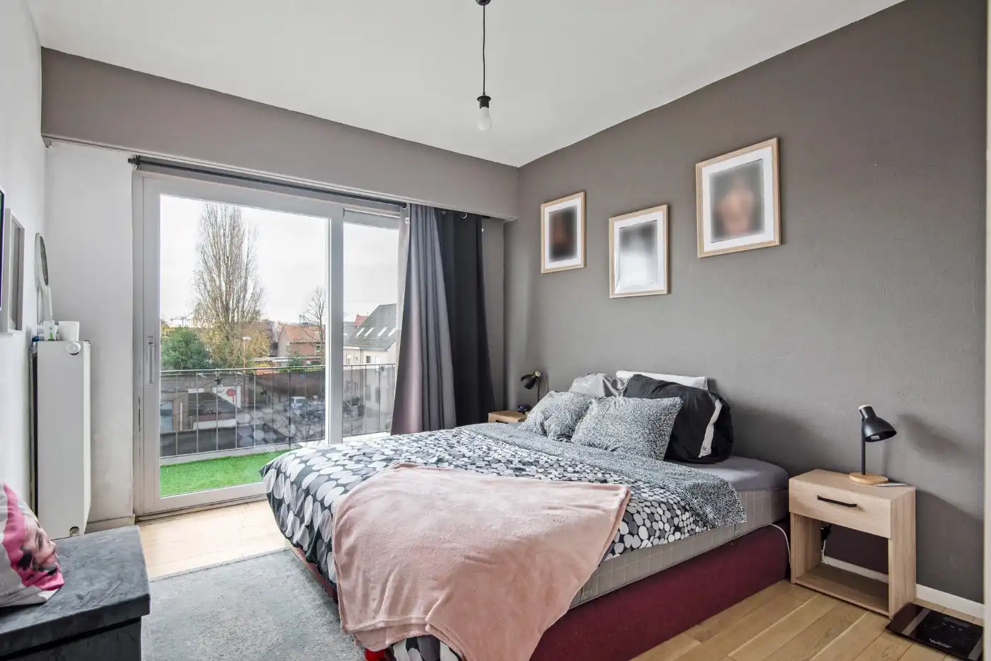 Tof, ruim app. op 2e verd. met 3 slpk. en garage foto 9