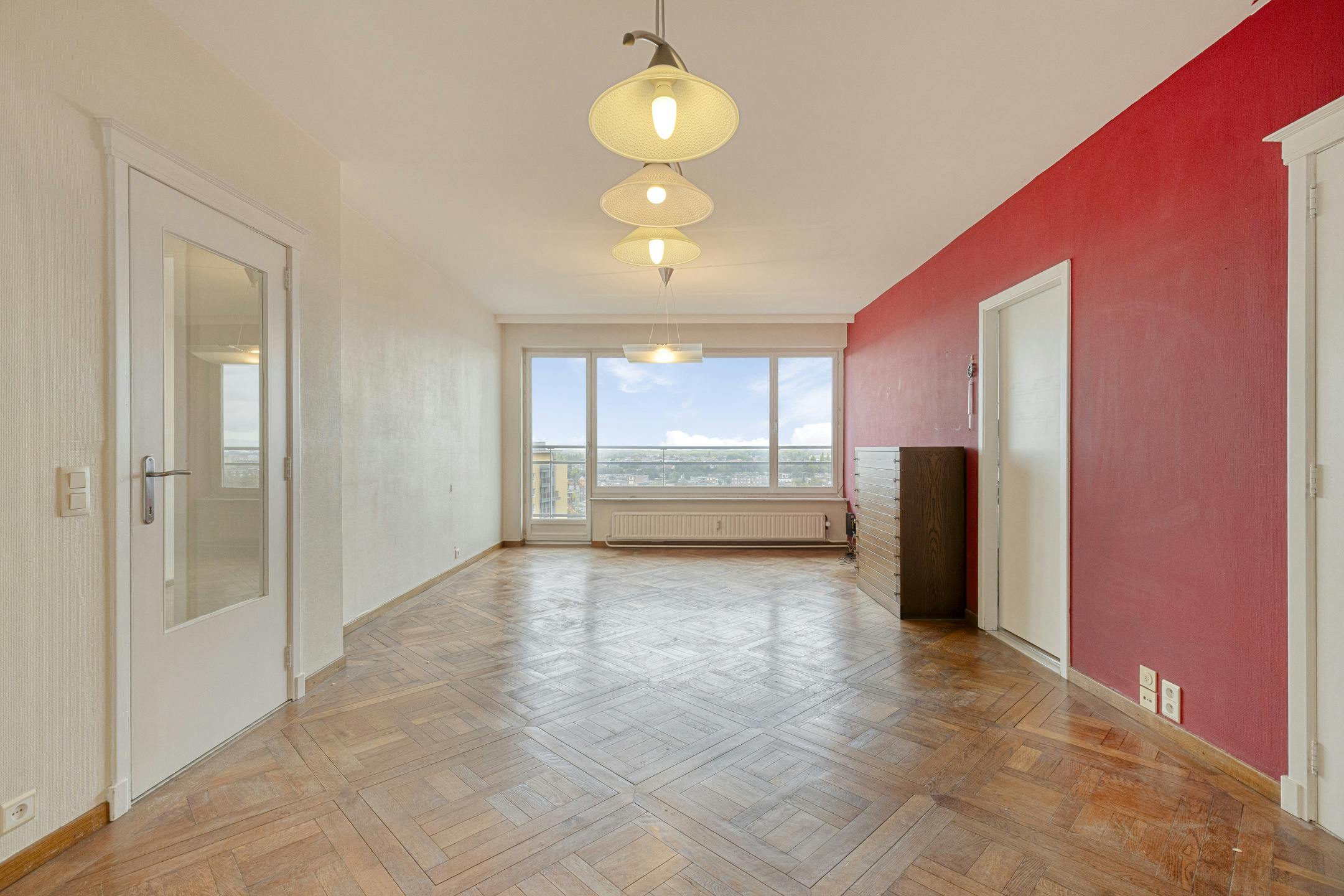 3-slaapkamerappartement te koop in Wilrijk foto {{pictureIndex}}