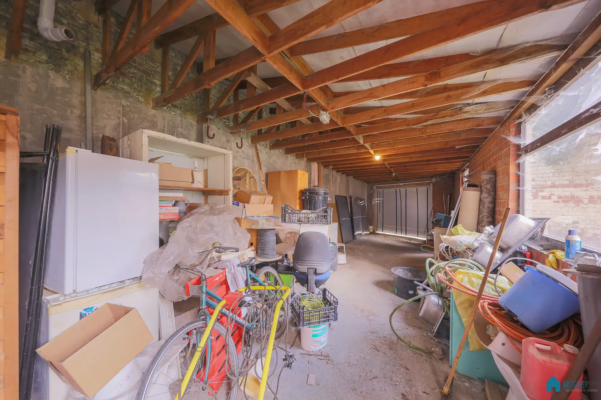 Ruim herenhuis met tuin en garage foto 8