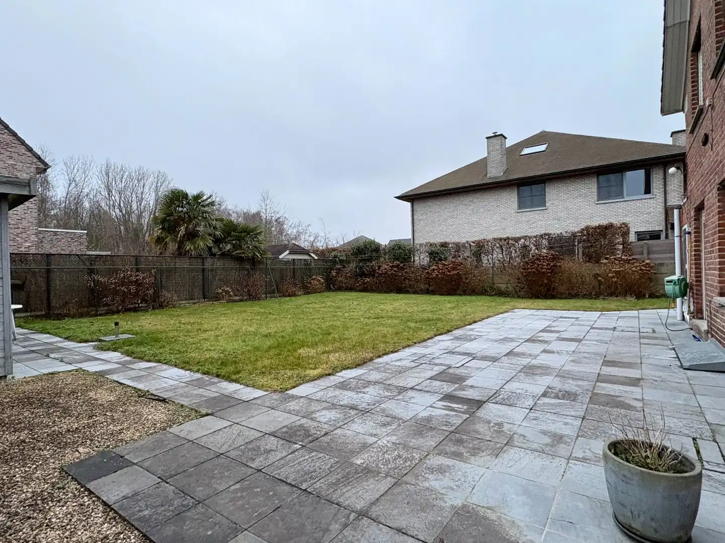 Alleenstaande woning te koop in Kuurne met ruime tuin, 3 slaapkamers en een topligging.  foto 17