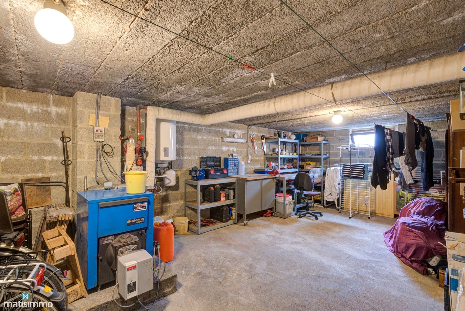 RUIME, GELIJKVLOERSE WONING MET 4 SLAAPKAMERS, INPANDIGE GARAGE EN OMHEINDE TUIN IN ZUTENDAAL foto 31