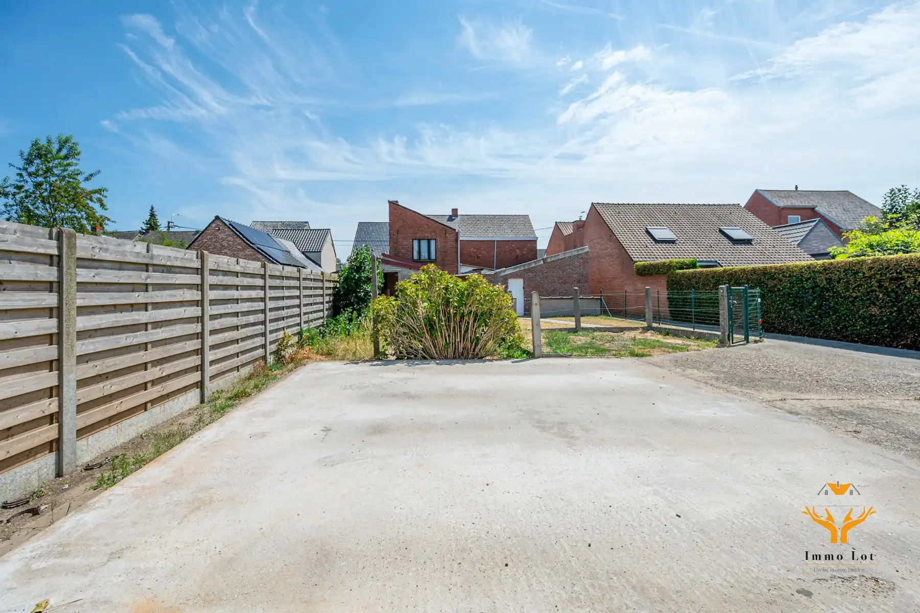 Starterwoning met potentieel in centrum Berlare  foto 17