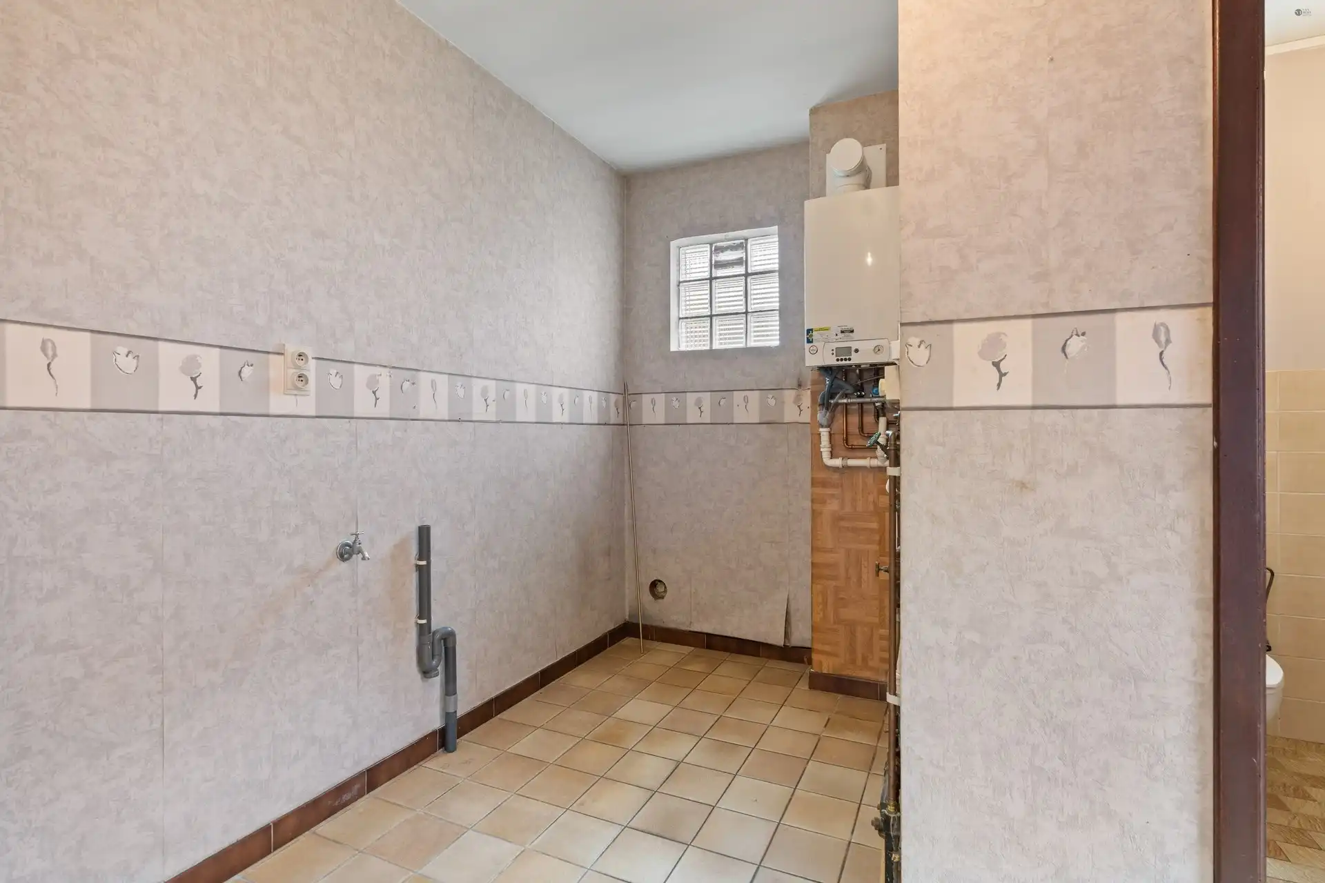 Opbrengsteigendom bestaande uit 3 kwalitatieve woningen met 3 garageboxen foto 10