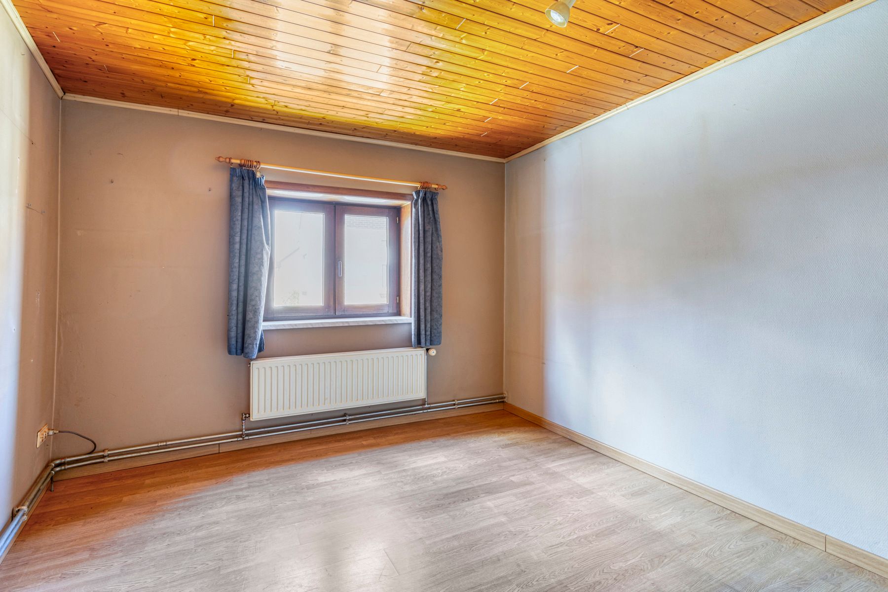 Karaktervolle Woning in het Centrum van Brussegem! foto 11