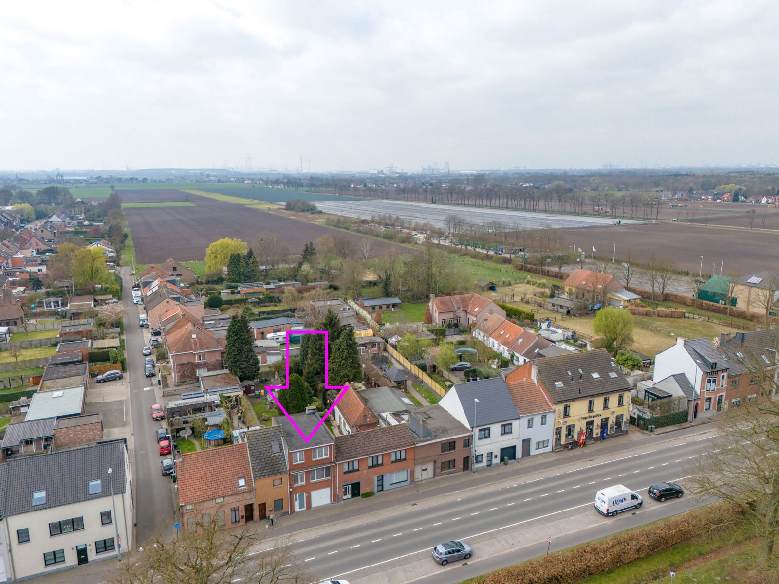 Instapklare woning met 5 slaapkamers, tuin, inpandige garage én dubbele garagebox foto 28