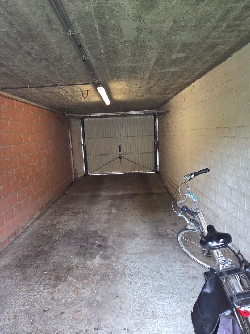 Ruim appartement op het gelijkvloers met tuin en garage foto 12