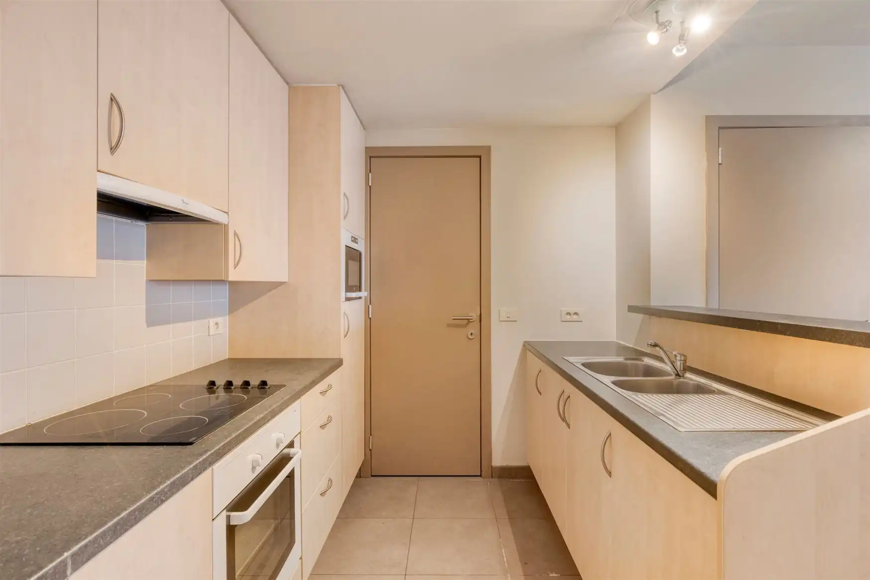 Gelijkvloers appartement foto 6