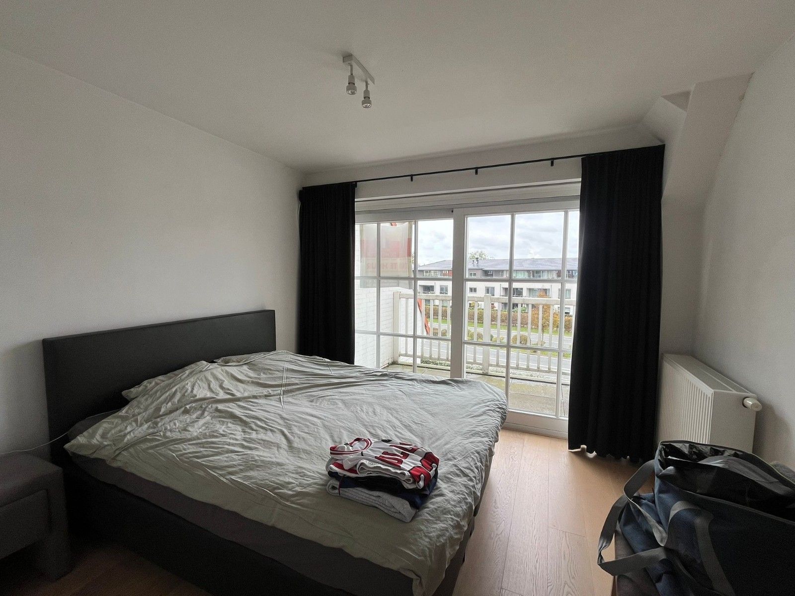 Uiterst ruim en luxueus appartement 130m² nabij het centrum van Waregem foto 8