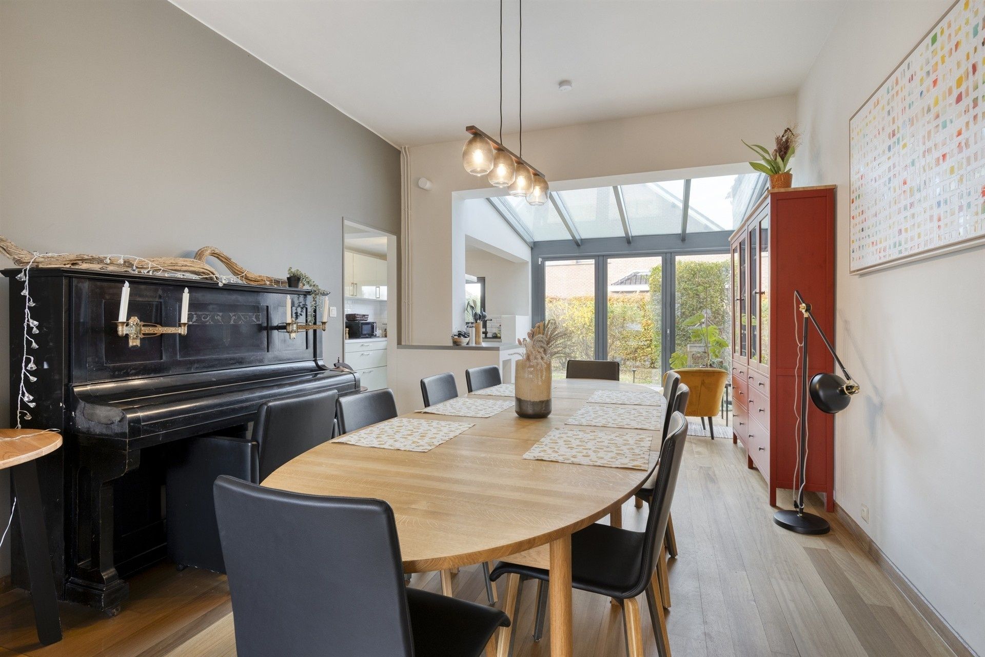 Woning met 3 kamers in rustige wijk foto 4