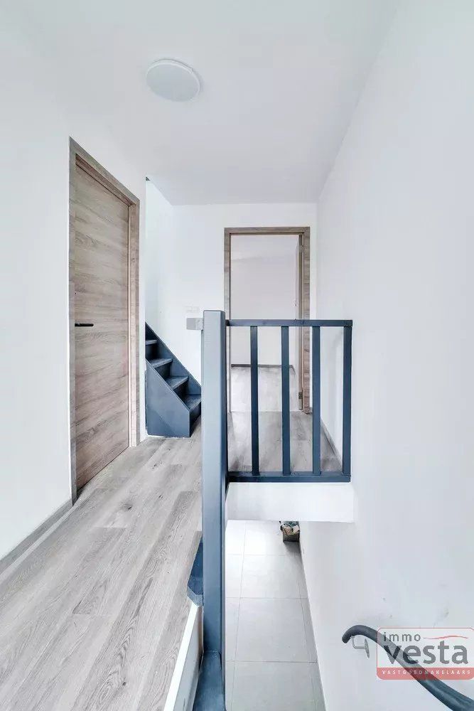 Gerenoveerde stadwoning in centrum foto 12