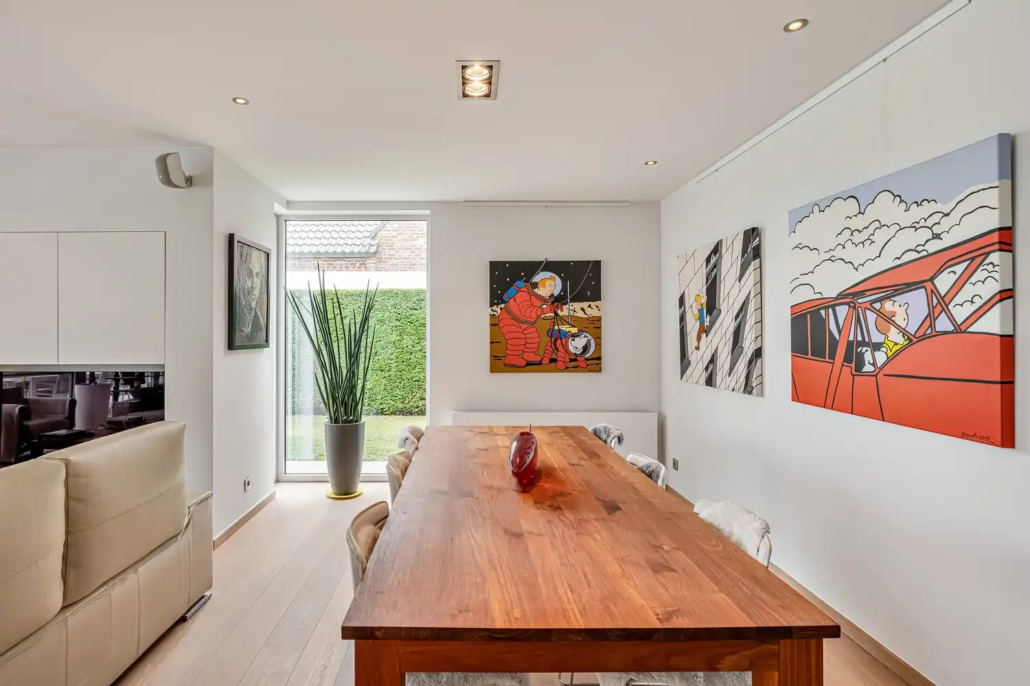 Exclusieve villa met zwembad en adembenemende polderzichten foto 14