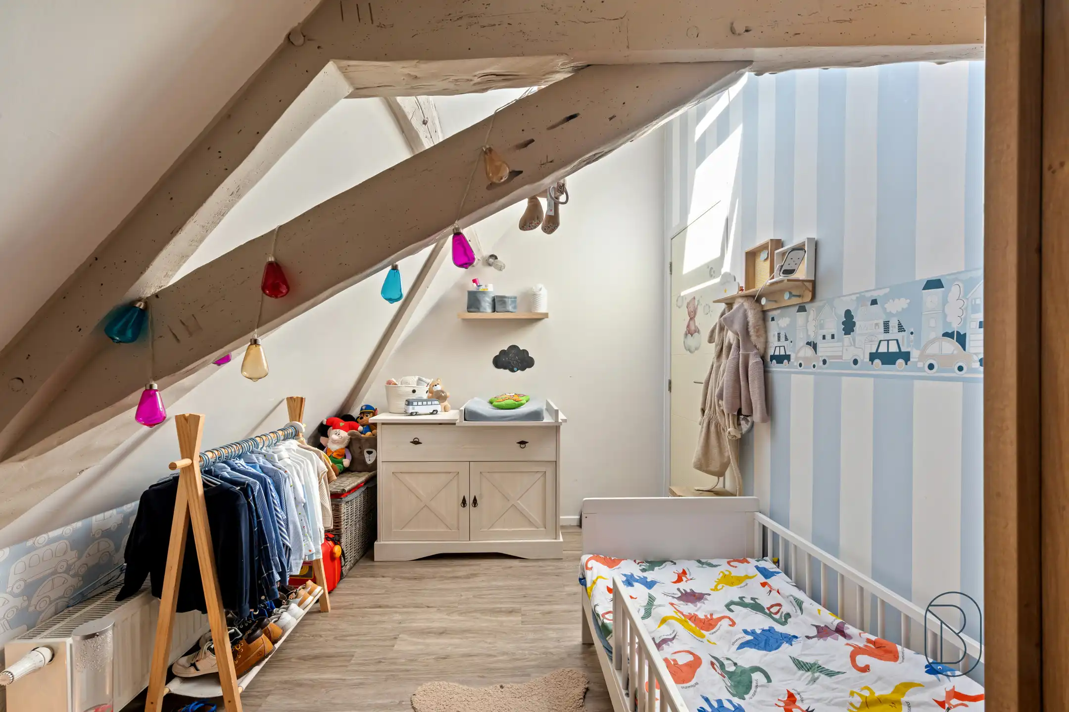 Charmante gerenoveerde woning met bijgebouw & oprit in Heule foto 15