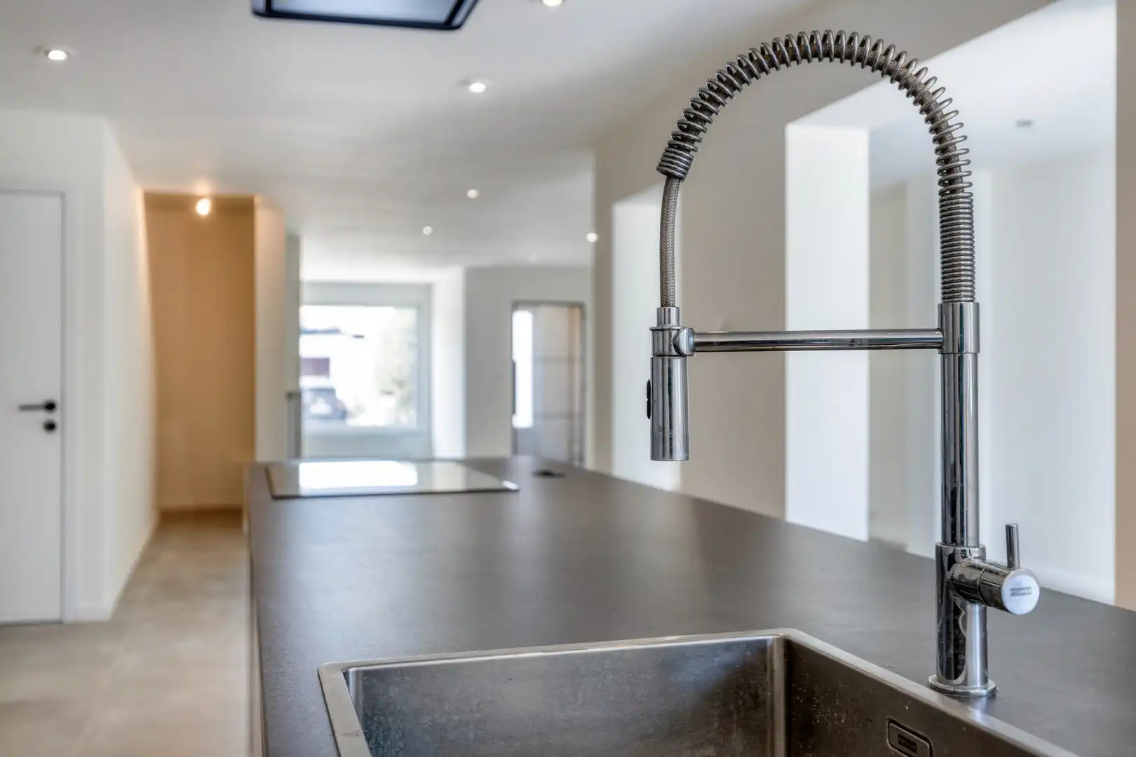 Woning met 5 slaapkamers, rustig gelegen in het centrum van OLV Olen ! foto 12