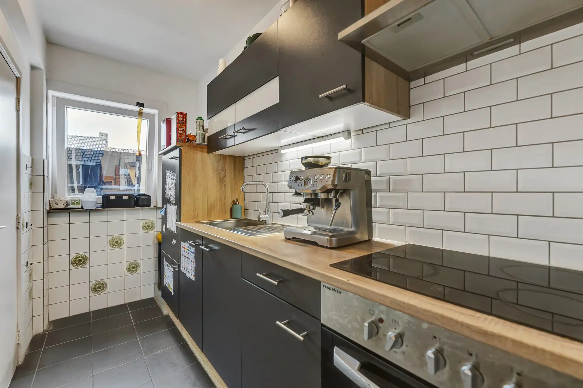 Instapklaar appartement met garage te Ninove foto 11