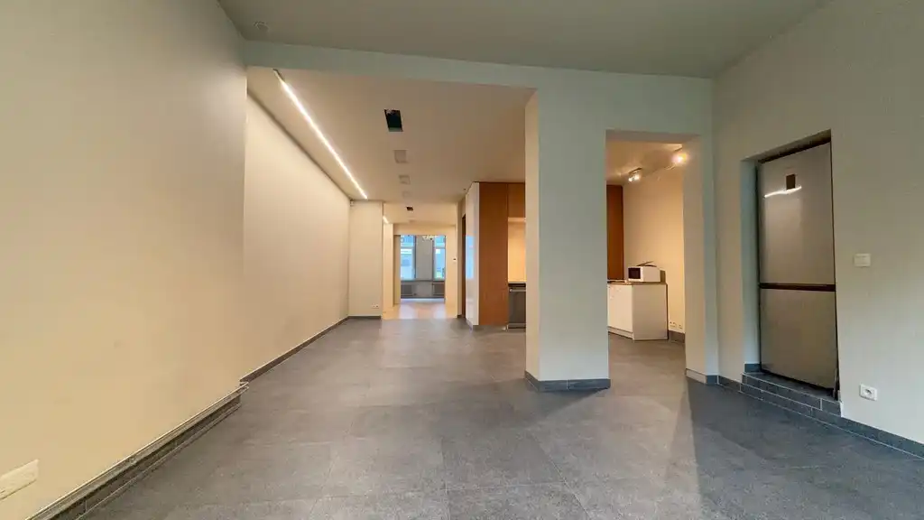 Kantoor te huur op wandelafstand van Sint-Pietersstation in Gent foto 11