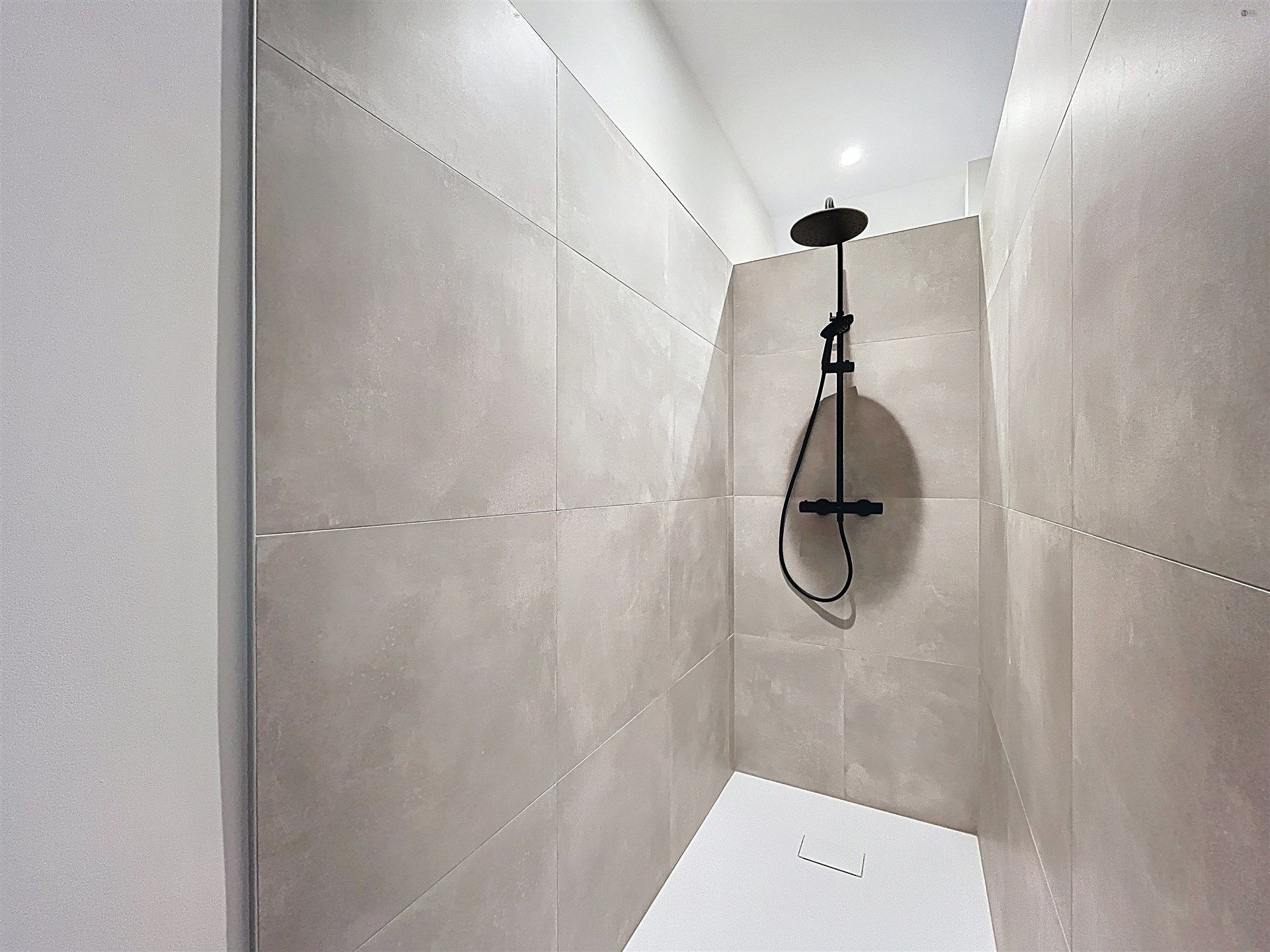 Energiezuinige gezinswoning met 4 slpk op een perceel van 610 m² foto 17