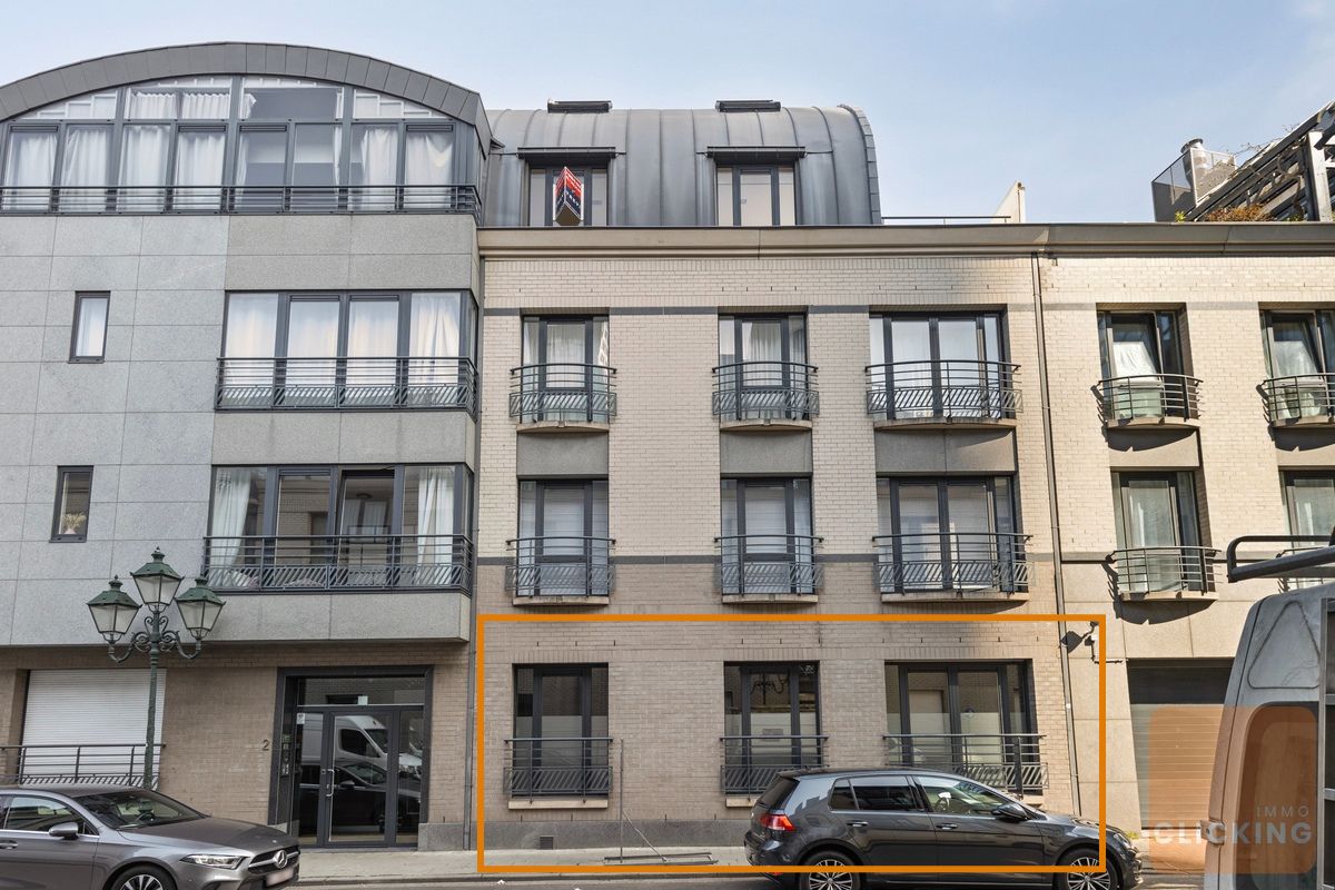 Tof 3 slaapkamerappartement met ruim terras foto {{pictureIndex}}