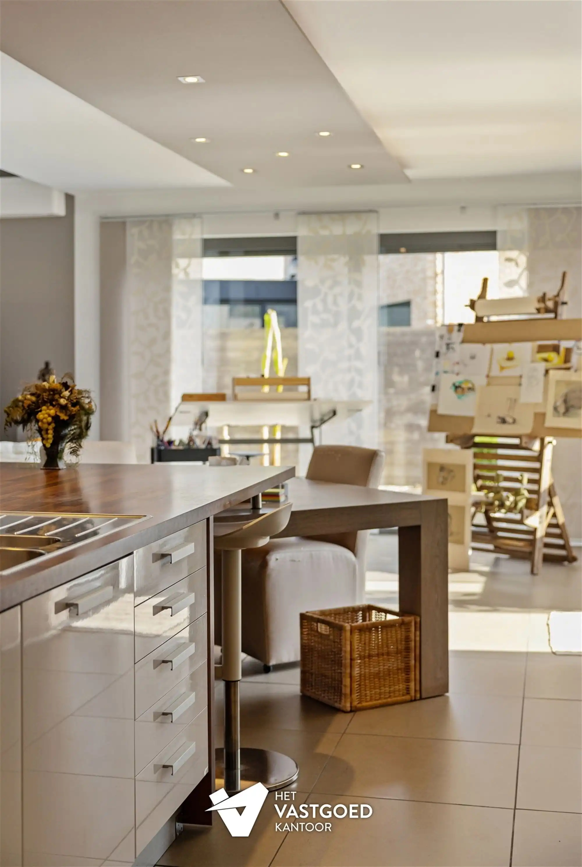 PRACHTIGE, RUIME EN ENERGIEZUINIGE WONING OP MOOI PERCEEL foto 11