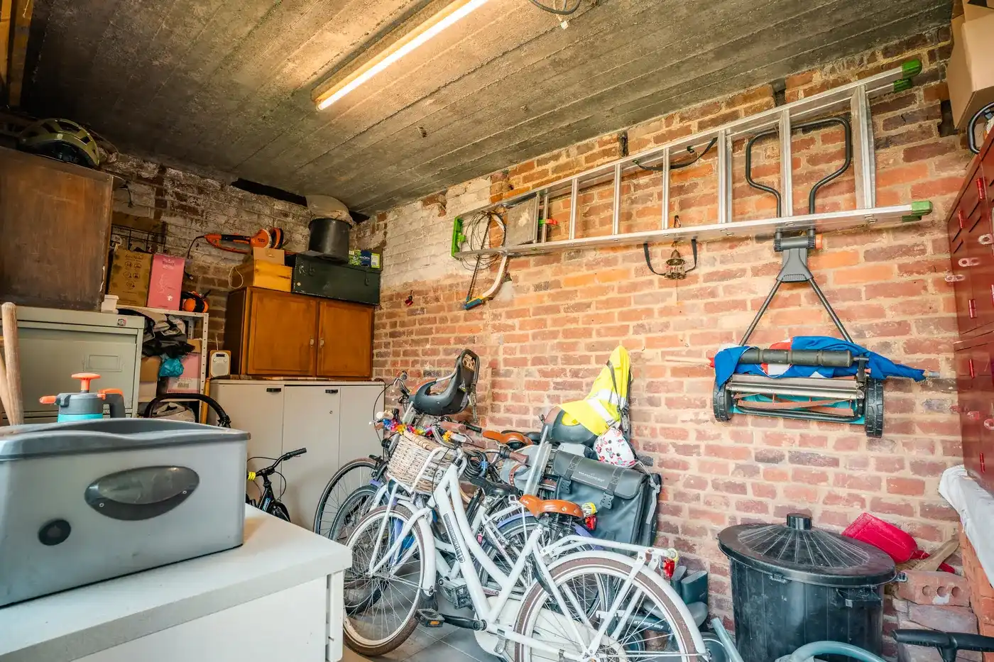 Ruime en gezellige woning met 4 slaapkamers in het centrum van Avelgem foto 24