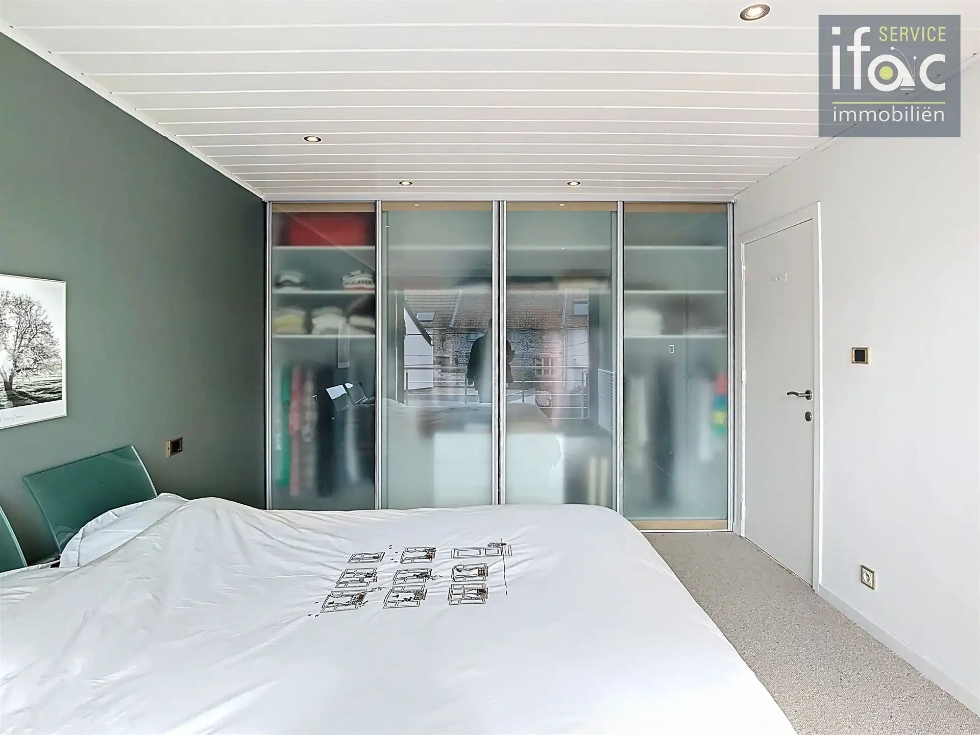 Super onderhouden 3 slaapkamer woning foto 16