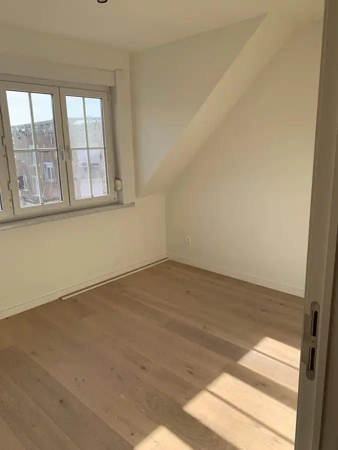 Volledig vernieuwd één slaapkamer appartement te huur in Merksem op de tweede verdieping foto 9